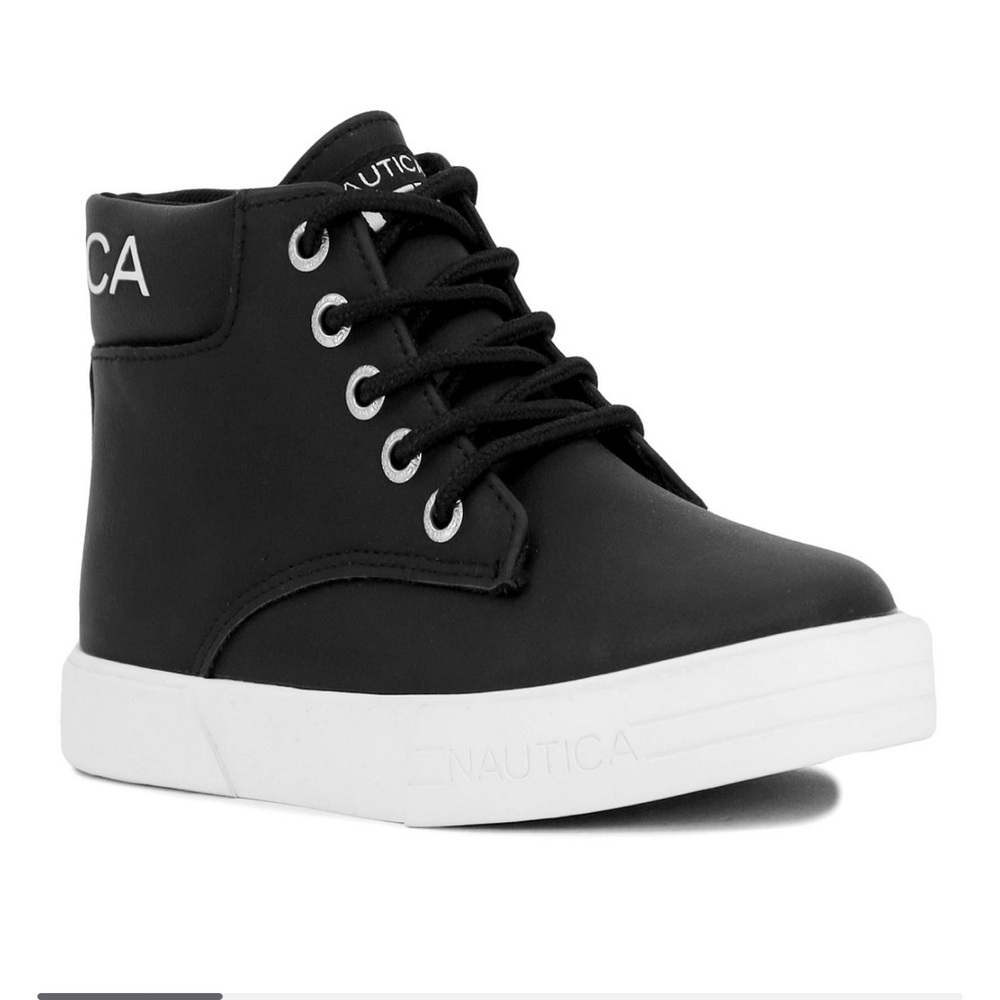 Toddler Size 7 Hightop Sneaker